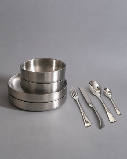 Simple Setting - Meridian Plate, Bowl, 4 Piece Cutlery set